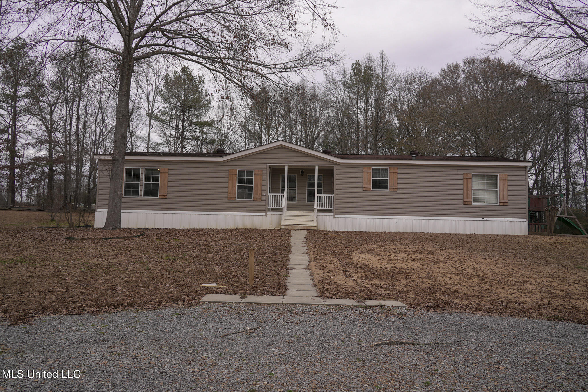 2720 Old Jackson Road Terry, MS 39170 - Photo 2 of 37 DSC01088