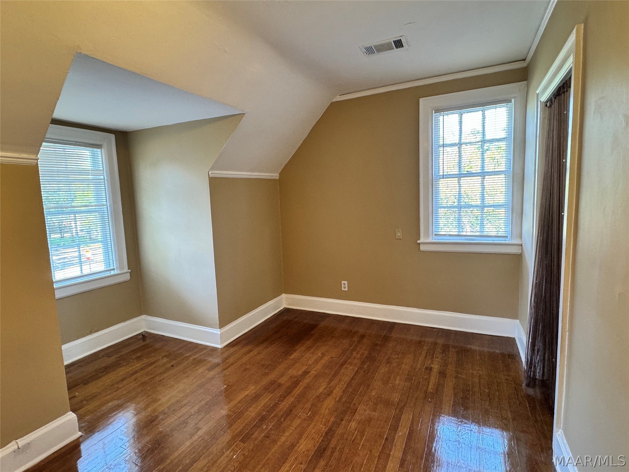 105 Arlington Road, Unit B Montgomery, AL 36105 - Photo 8 of 13 Gallery Image 8