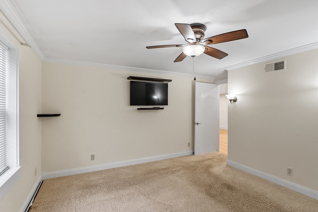 528 Franklin Road Fitchburg, MA 01420 - Photo 18 of 43 Gallery Image 18
