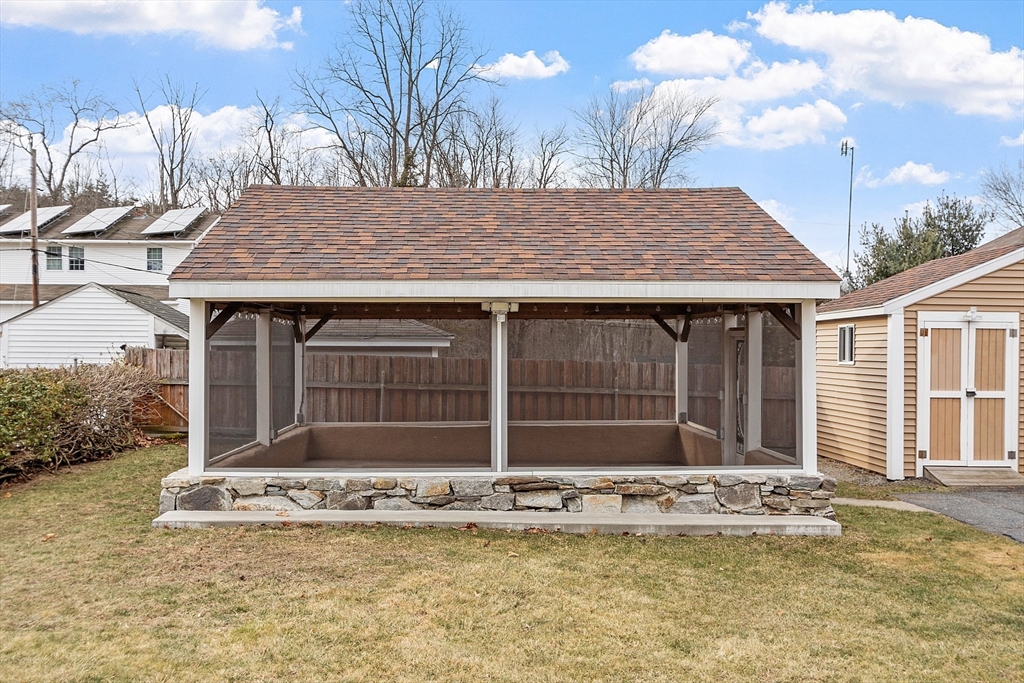 528 Franklin Road Fitchburg, MA 01420 - Photo 24 of 43 Gallery Image 24