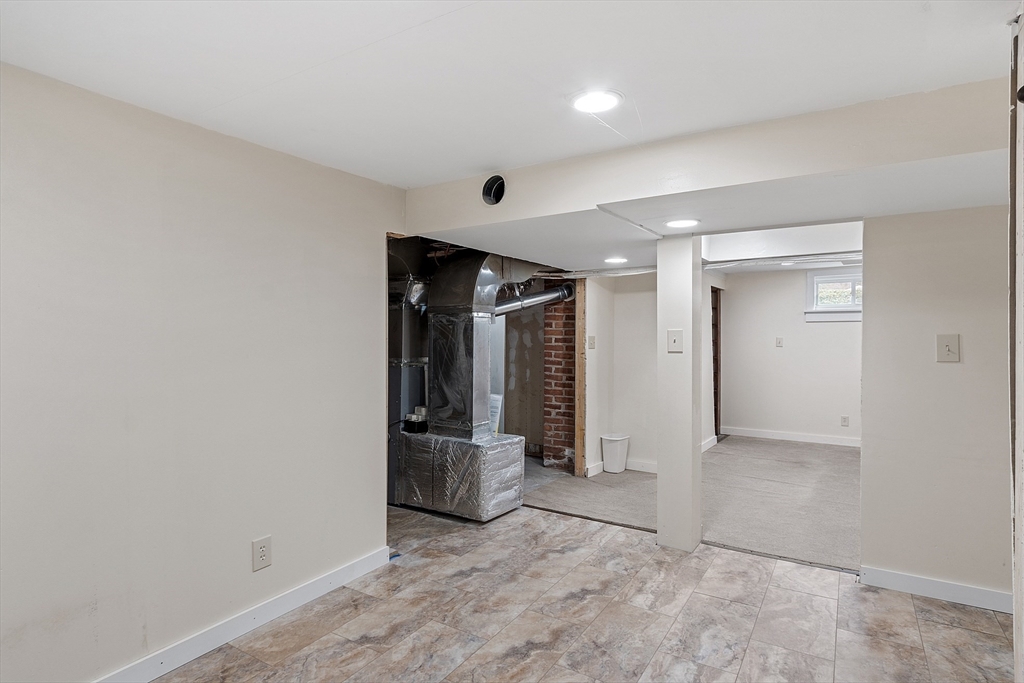528 Franklin Road Fitchburg, MA 01420 - Photo 38 of 43 Gallery Image 38