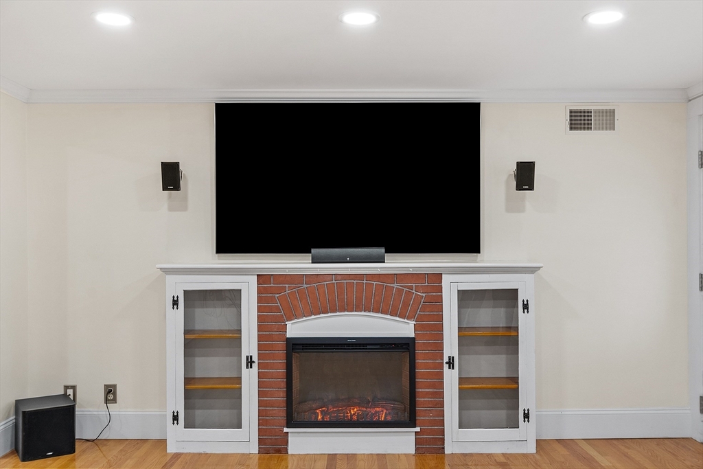 528 Franklin Road Fitchburg, MA 01420 - Photo 42 of 43 Gallery Image 42