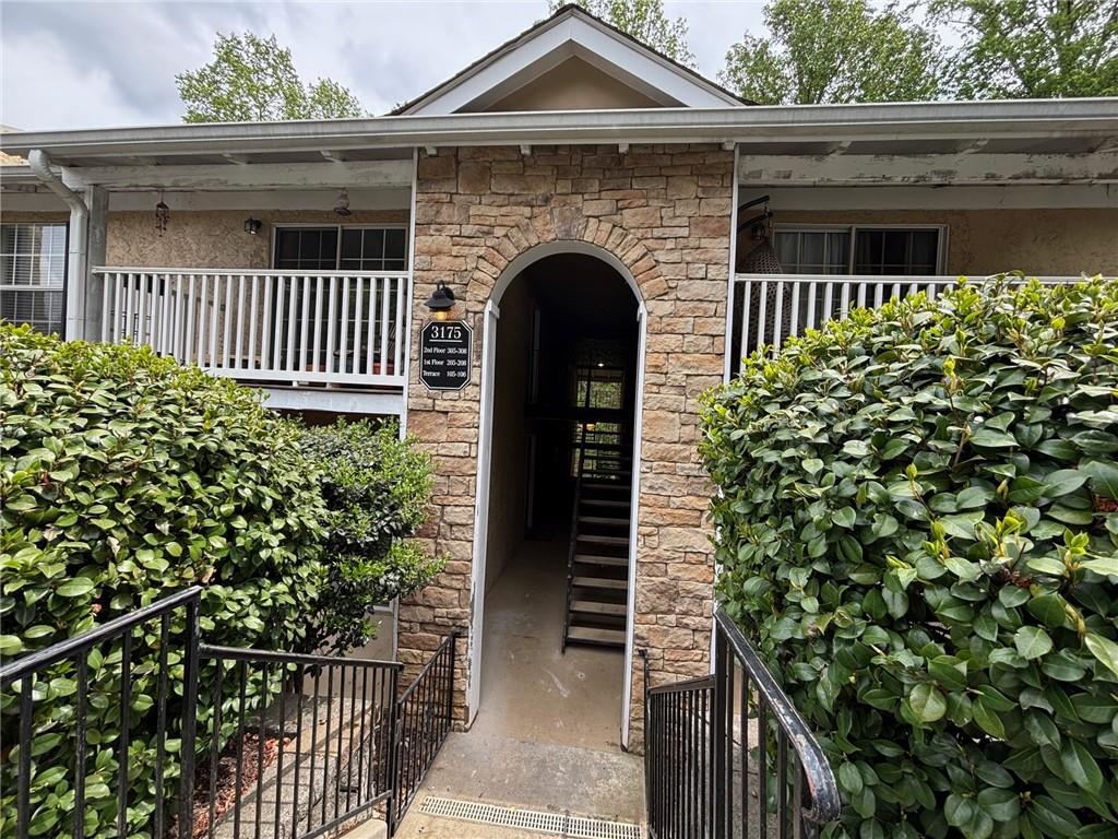 3175 Seven Pines, Unit 6 Atlanta, GA 30339 - Photo 3 of 35