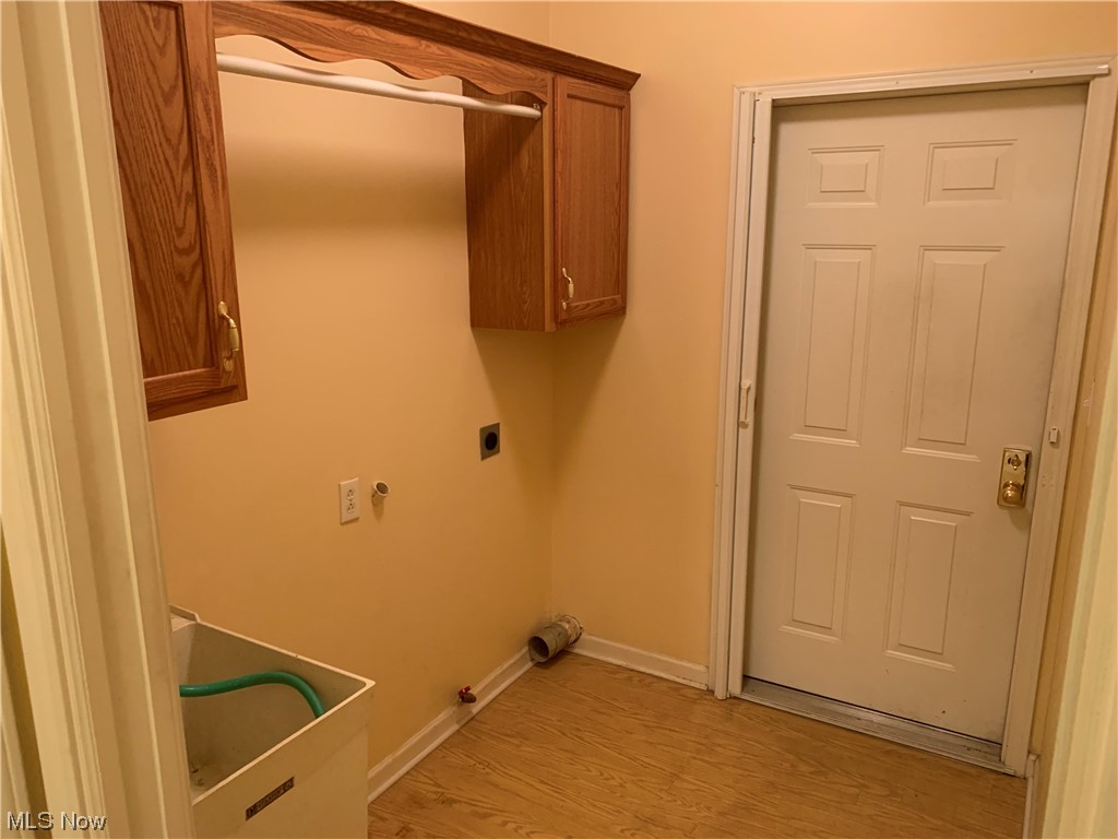 5645 Clingan Road, Unit 4D Struthers, OH 44471 - Photo 4 of 22 Gallery Image 4
