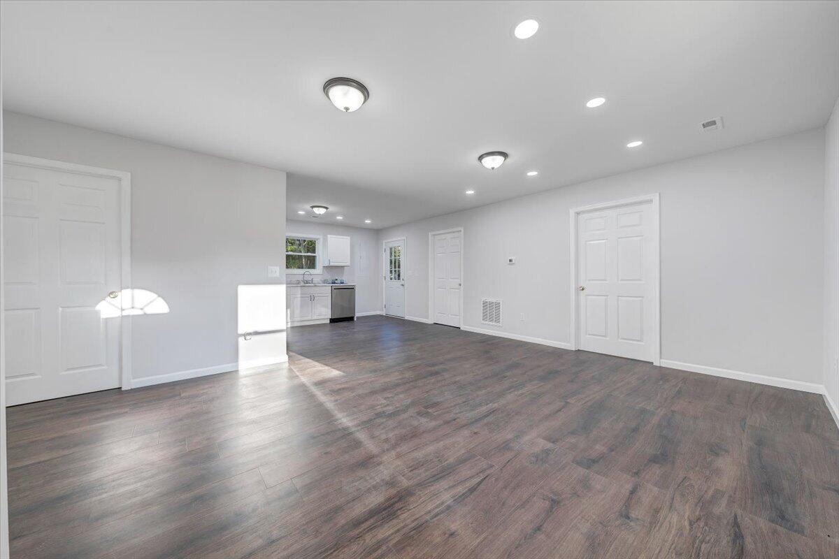 140 Scales Road Northeast Floyd, VA 24091 - Photo 2 of 34 03-MIB03225