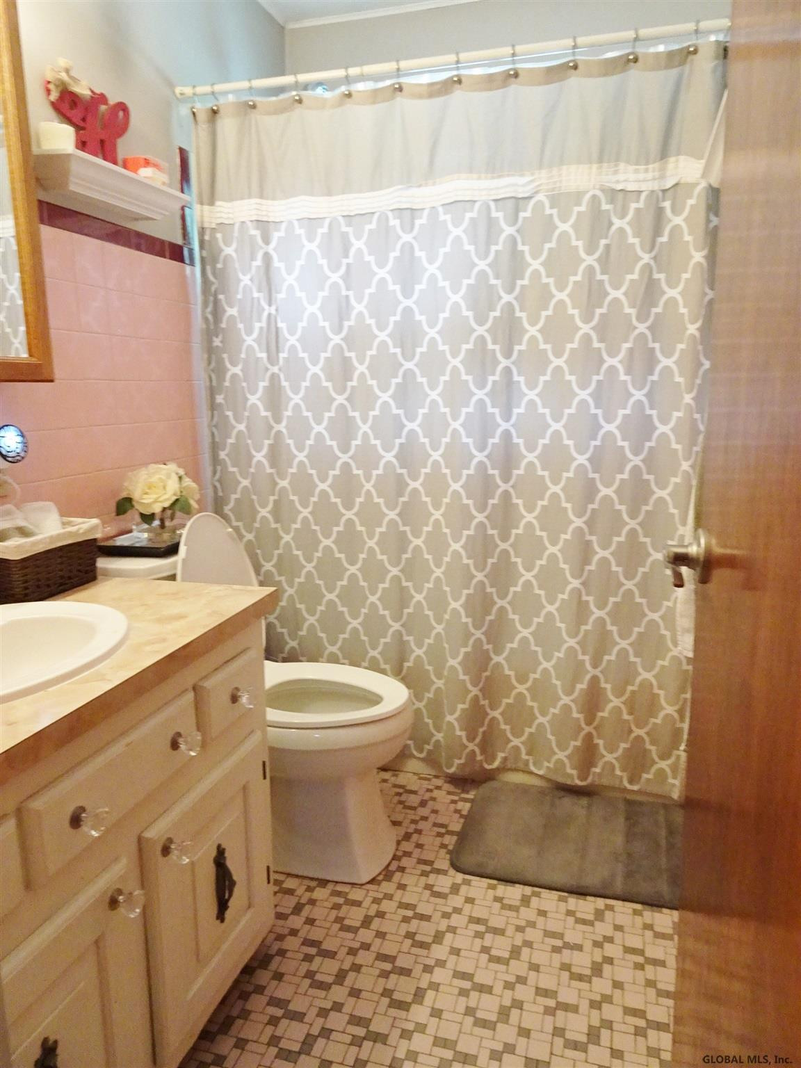 5 Colt Road Colonie, NY 12205 - Photo 14 of 28 Photo 14