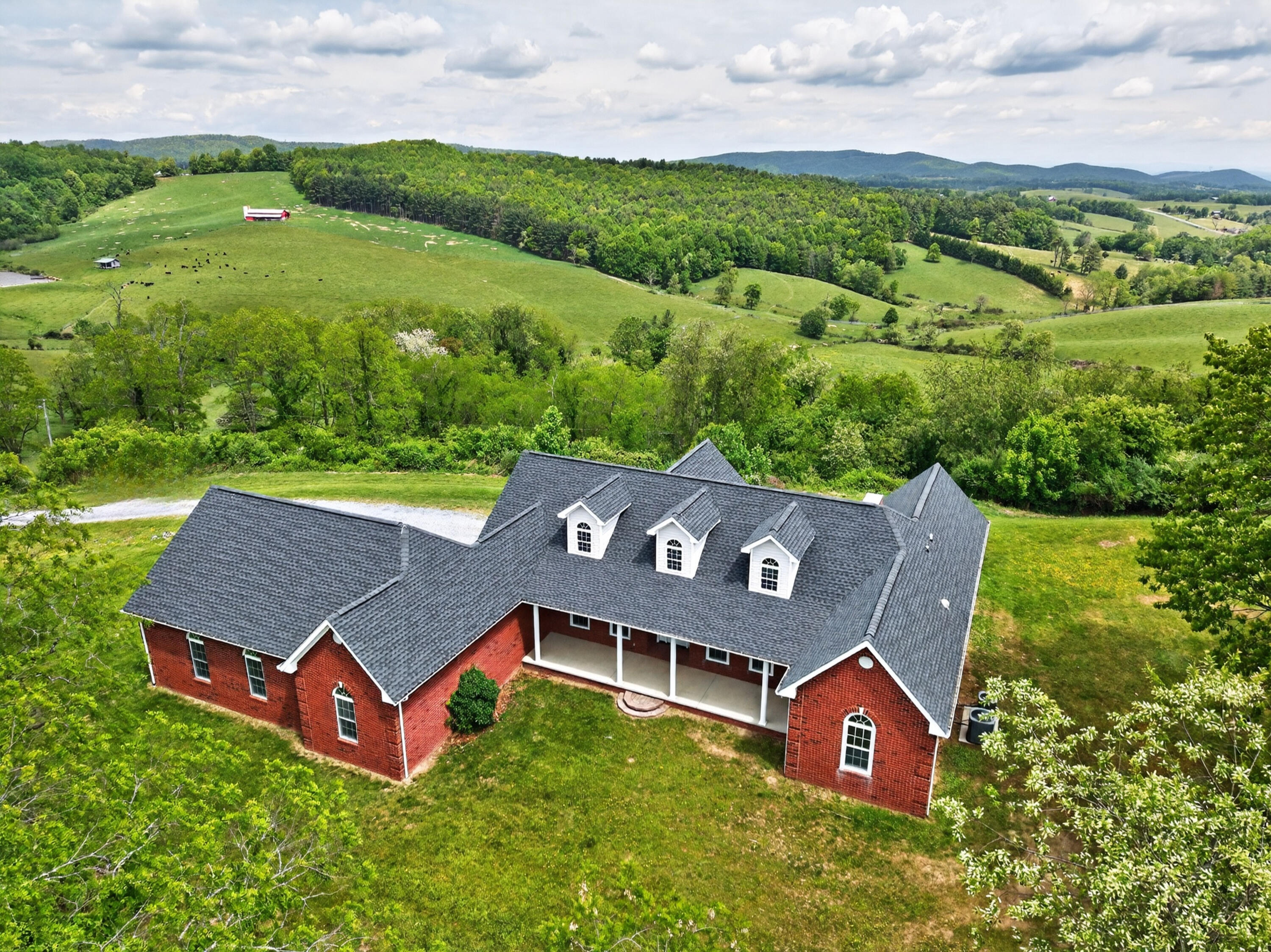 217 Indian Valley Road Willis, VA 24380 - Photo 1 of 120 willis-1
