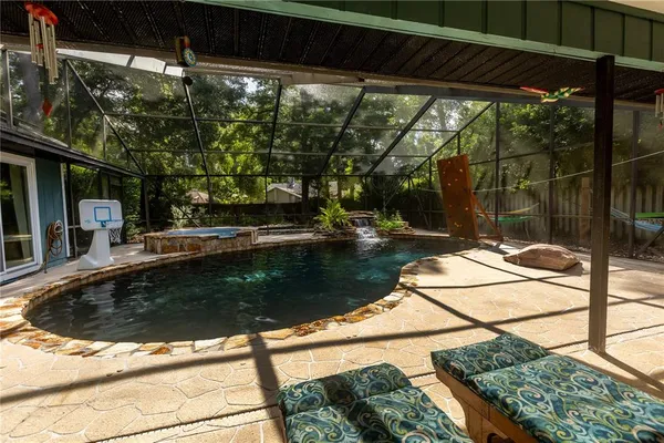 $621,000 | 2921 Northwest 24 Terrace, Gainesville, FL 32605