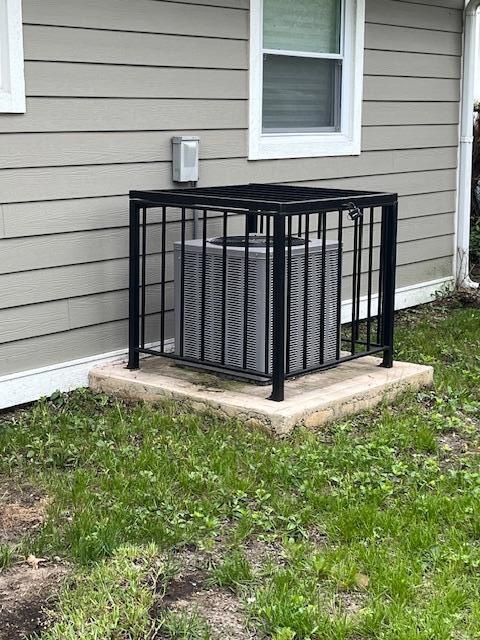 2801 Central Drive Gary, IN 46407 - Photo 19 of 19 a view of a backyard