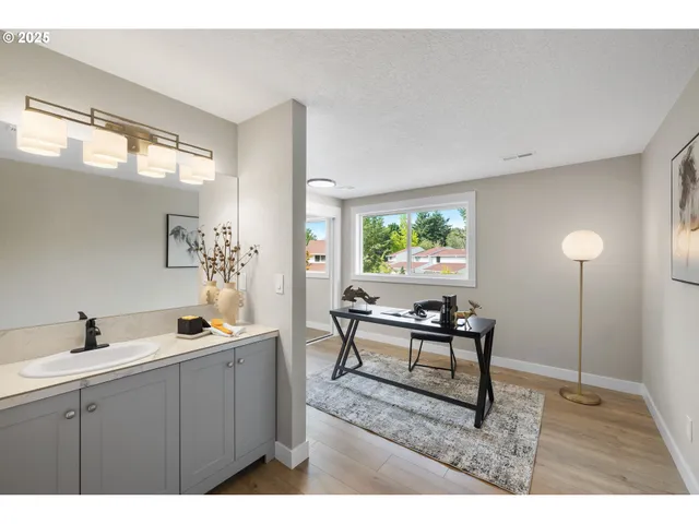 $299,000 | 3240 Northeast 29th Street, Gresham, OR 97030