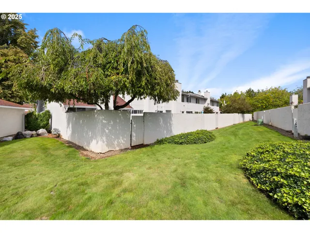 $299,000 | 3240 Northeast 29th Street, Gresham, OR 97030