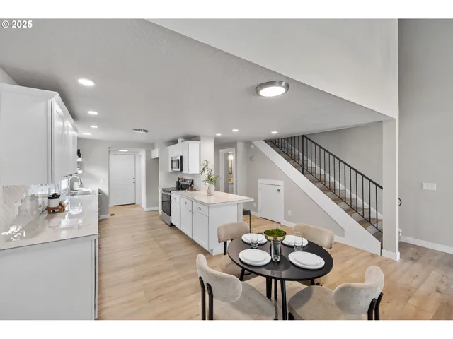 $299,000 | 3240 Northeast 29th Street, Gresham, OR 97030