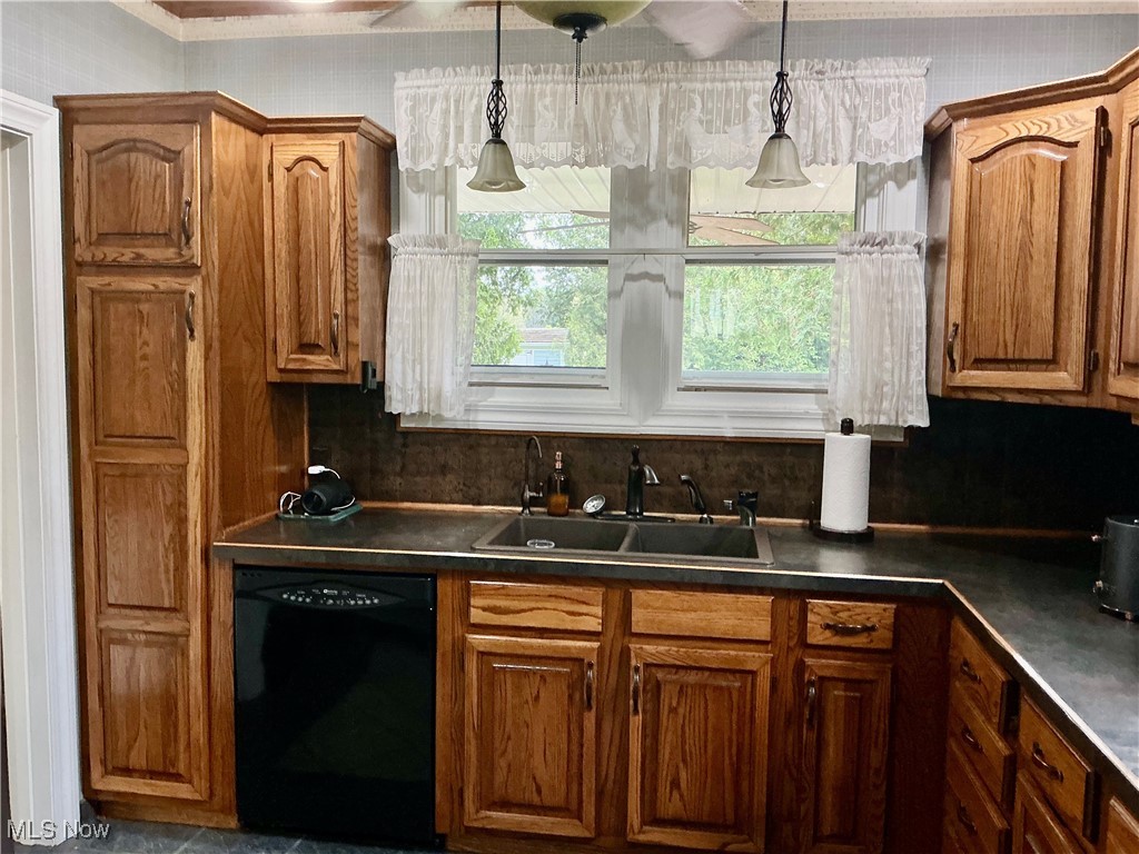 7975 South Cleveland Massillon Road Clinton, OH 44216 - Photo 14 of 48