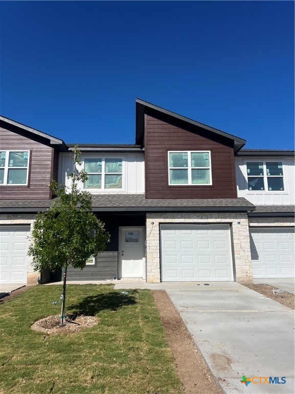 a house view with a swimming pool
