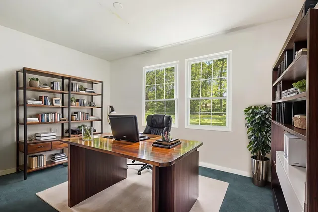 $600,000 | 1285 Mallard Lane, Hoffman Estates, IL 60192