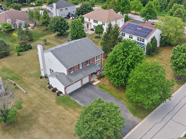 $600,000 | 1285 Mallard Lane, Hoffman Estates, IL 60192