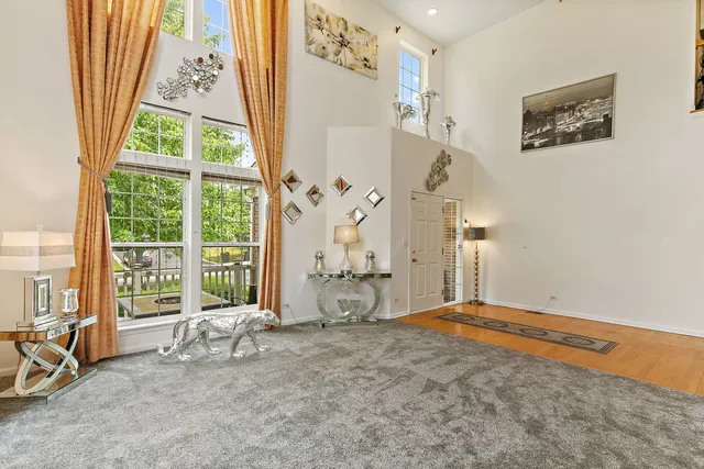 $600,000 | 1285 Mallard Lane, Hoffman Estates, IL 60192