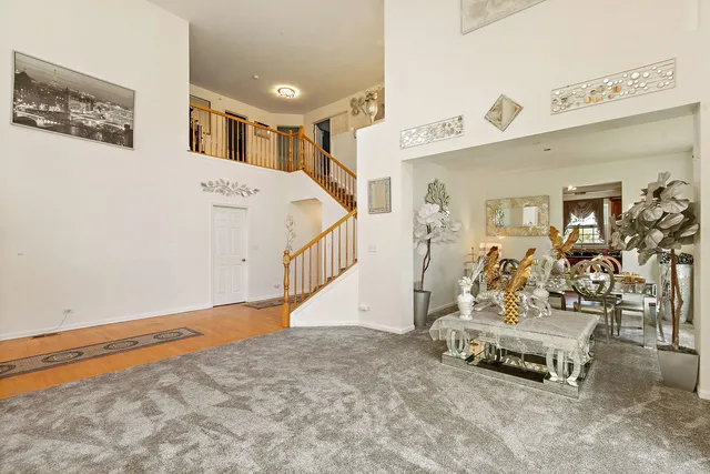 $600,000 | 1285 Mallard Lane, Hoffman Estates, IL 60192