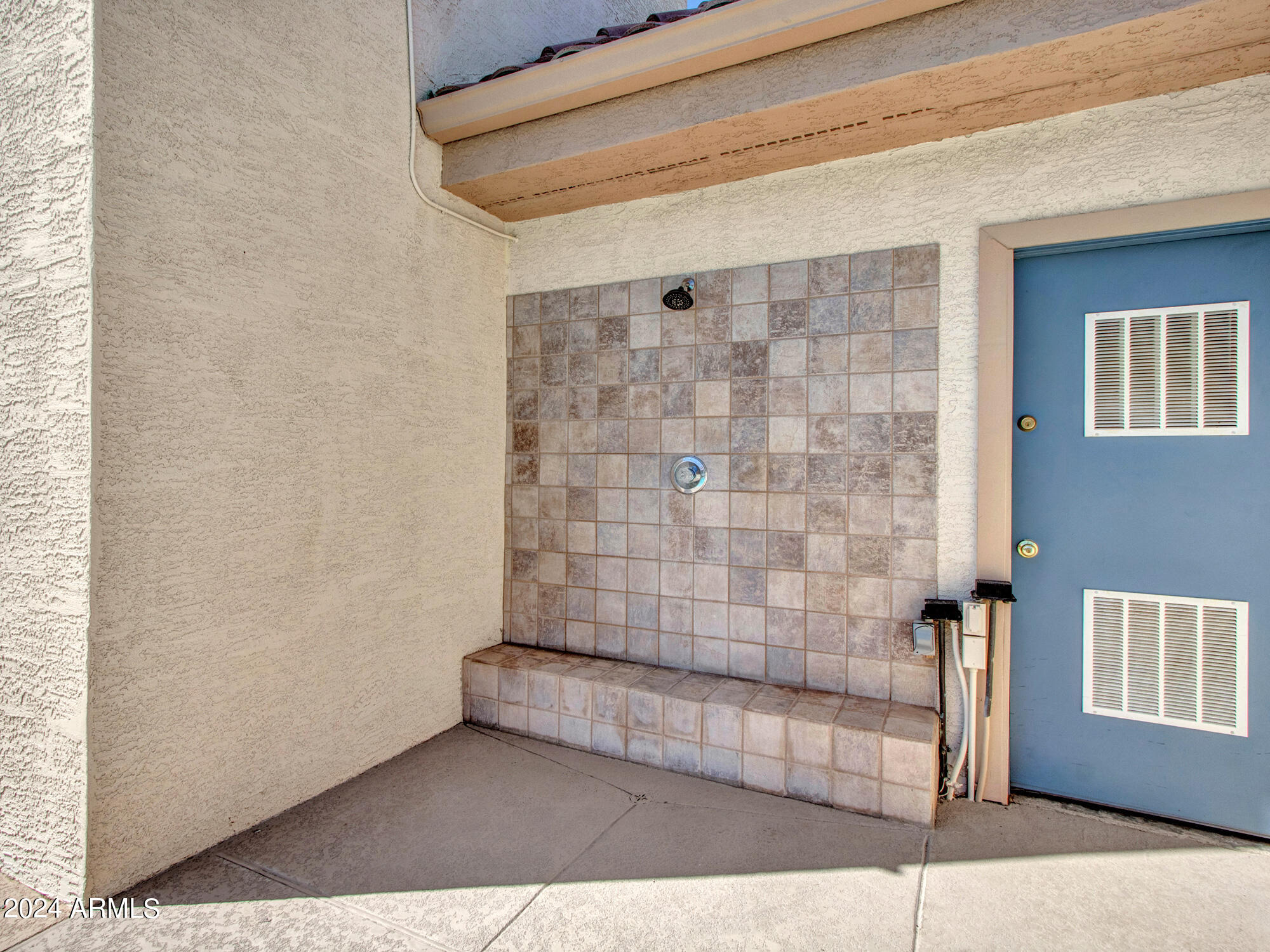 2801 North Litchfield Road, Unit 60 Goodyear, AZ 85395 - Photo 33 of 37 16-Community Pool - Shower