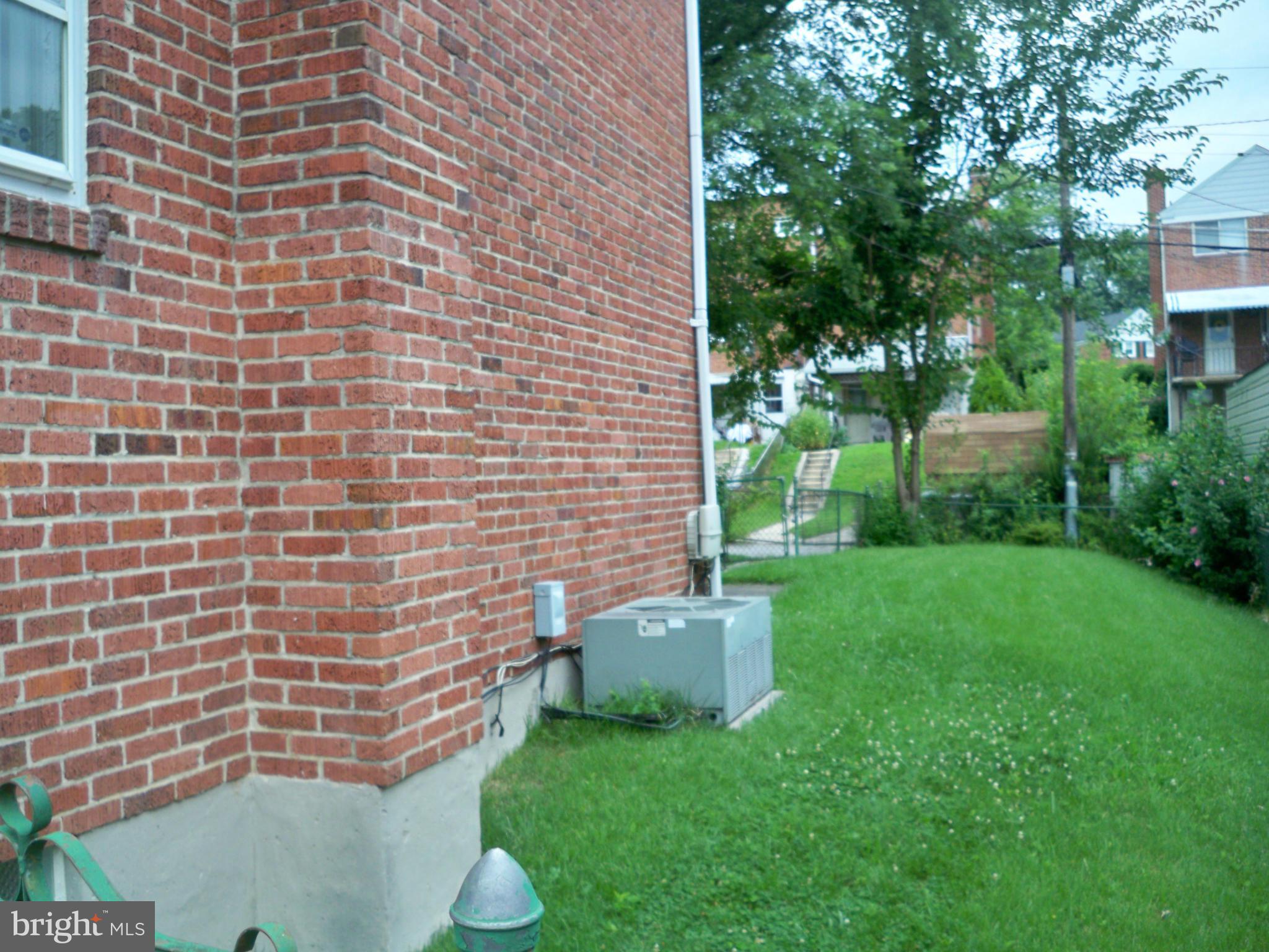 1338 Halstead Road Baltimore, MD 21234 - Photo 6 of 22 a backyard of a house with seating space