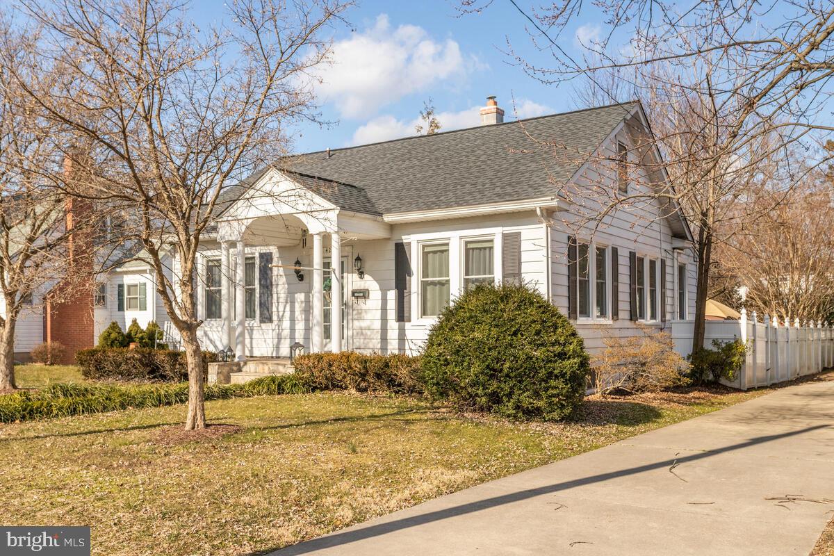424 Shipley Road Linthicum, MD 21090 - Photo 3 of 48