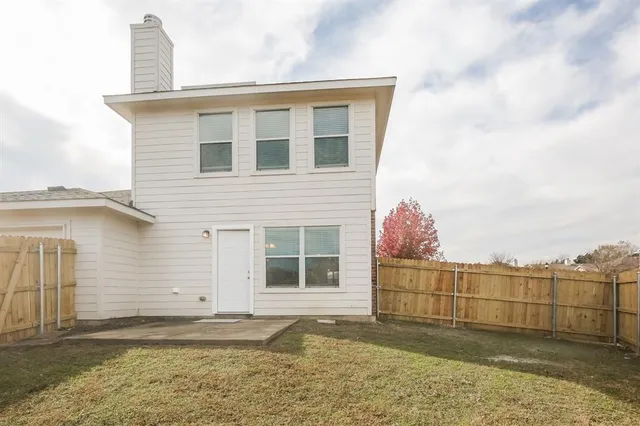 $2,445 | 1781 Sierra Trail, Lancaster, TX 75146