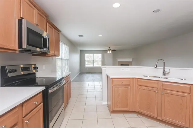 $2,445 | 1781 Sierra Trail, Lancaster, TX 75146