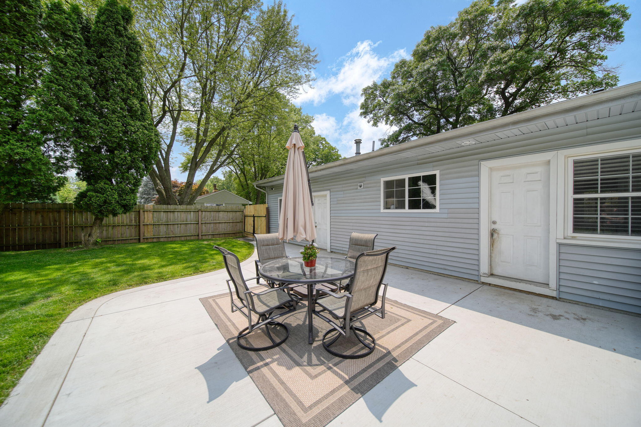 163 Robinson Road Jackson, MI 49203 - Photo 37 of 43 40