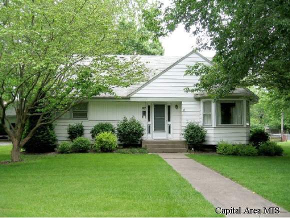82 Circle Drive Springfield, IL 62703 - Photo 1 of 3