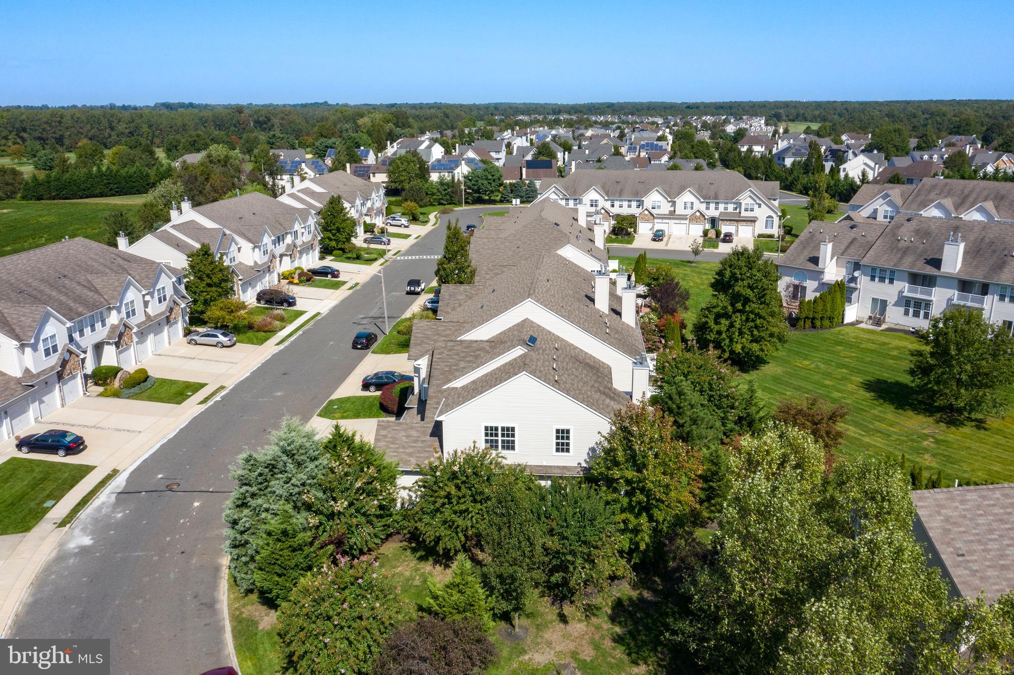 55 Cypress Point Road Mount Holly, NJ 08060 - Photo 5 of 41 Premier location in Deerwood Country Club Estates