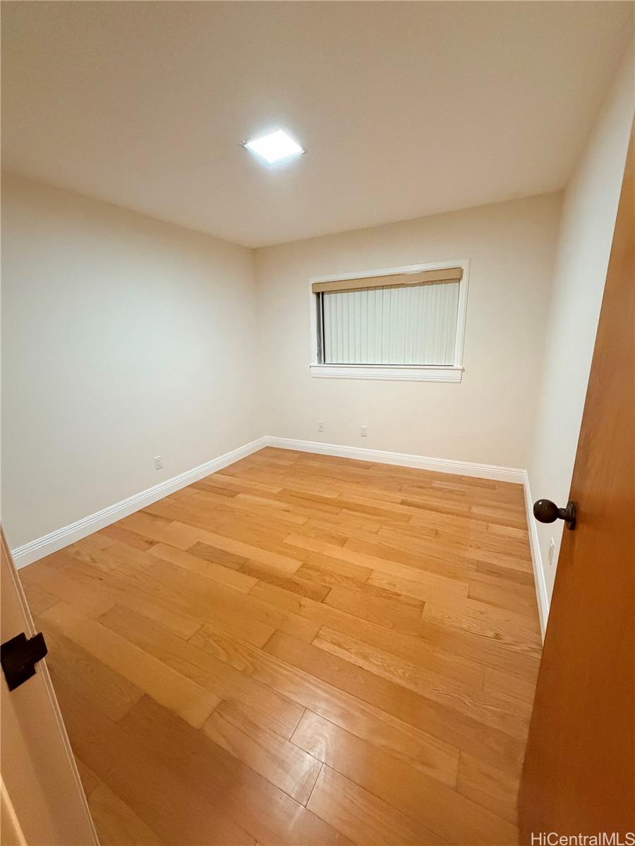 2138 Laukahi Street Honolulu, HI 96821 - Photo 13 of 16