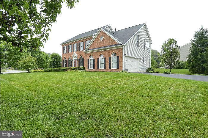 5409 Radel Court Ellicott City, MD 21043 - Photo 2 of 30 Exterior (Front)