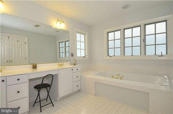 5409 Radel Court Ellicott City, MD 21043 - Photo 21 of 30 Bath (Master)