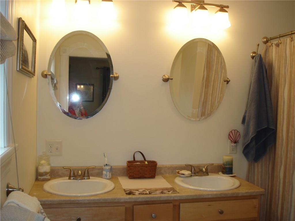 27 Highland Ridge Drive, Unit 27 Hampden, ME 04444 - Photo 21 of 32 Master Bath with Double sinks!