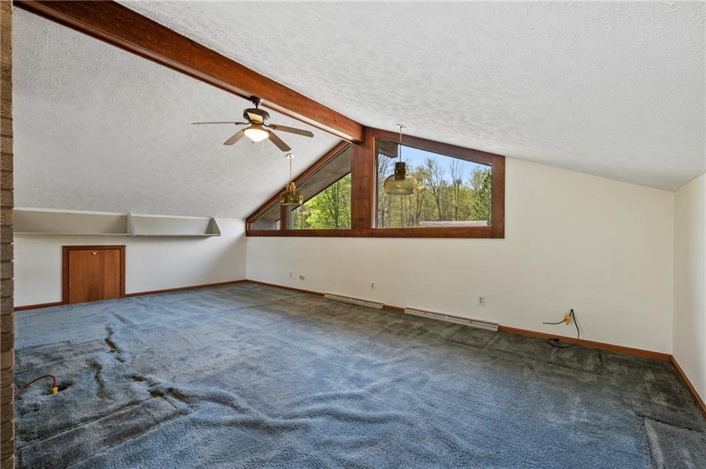3132 Lake Road New Castle, PA 16102 - Photo 19 of 47 Scale and flexibility. Works as a bedroom, works as an office, works as both.