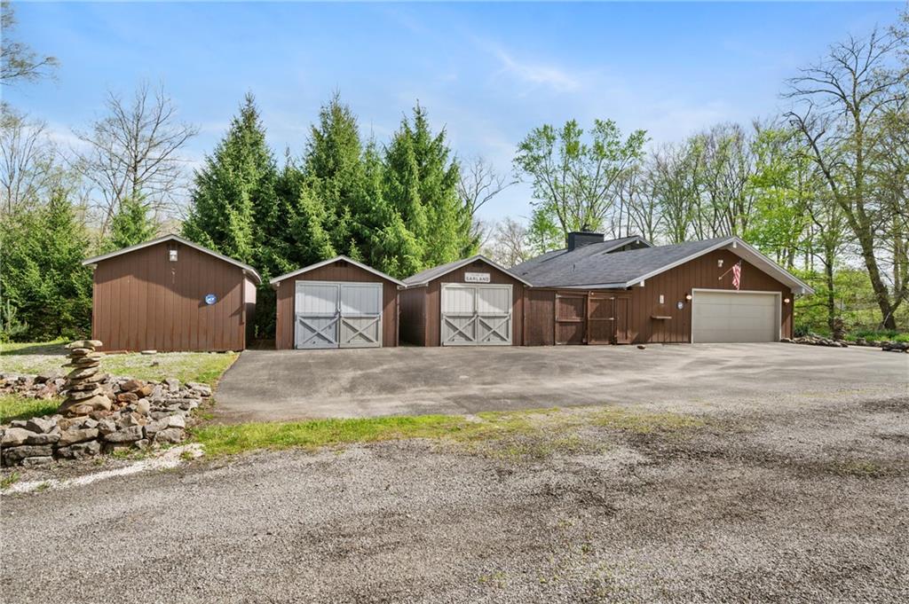 3132 Lake Road New Castle, PA 16102 - Photo 40 of 47 Storage, workshop, studio. Rare at this price point.