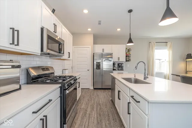 $335,000 | 346 Switchgrass Lane, New Whiteland, IN 46184