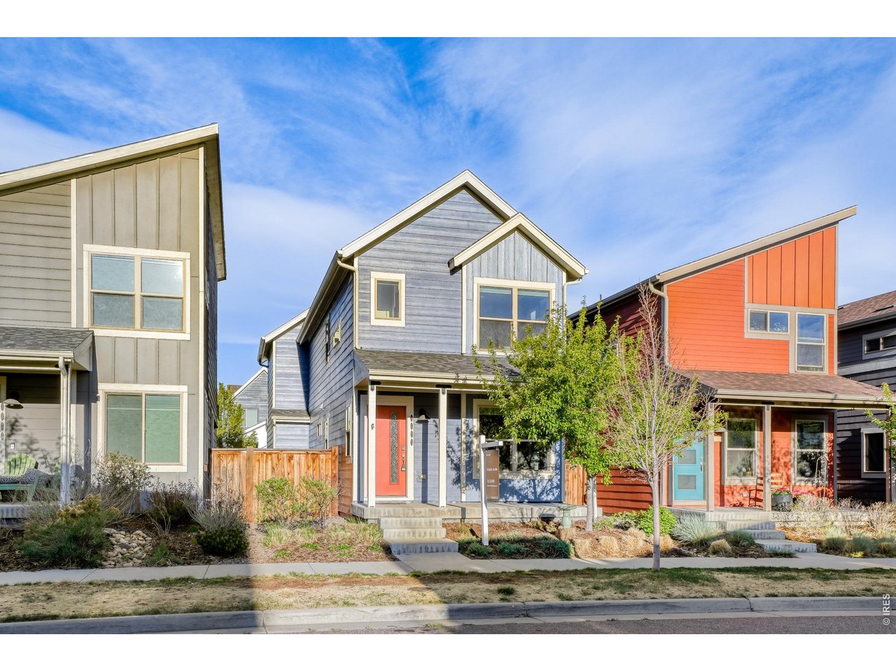 5869 Boston Street Denver, CO 80238 - Photo 2 of 34 Brand New Exterior Paint