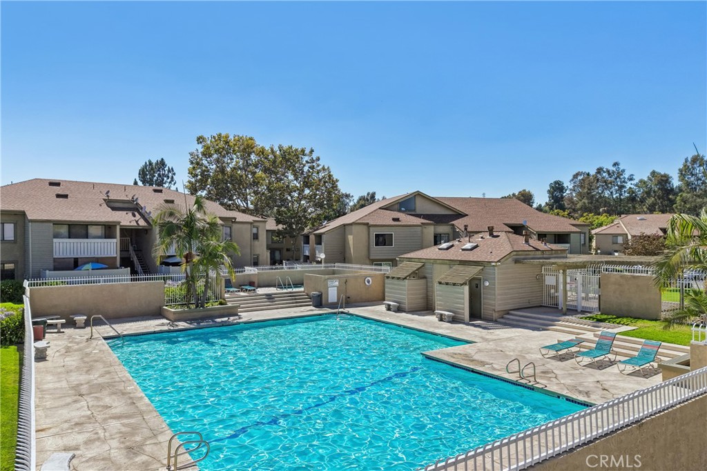 69 Town And Country Road Phillips Ranch, CA 91766 - Photo 42 of 43