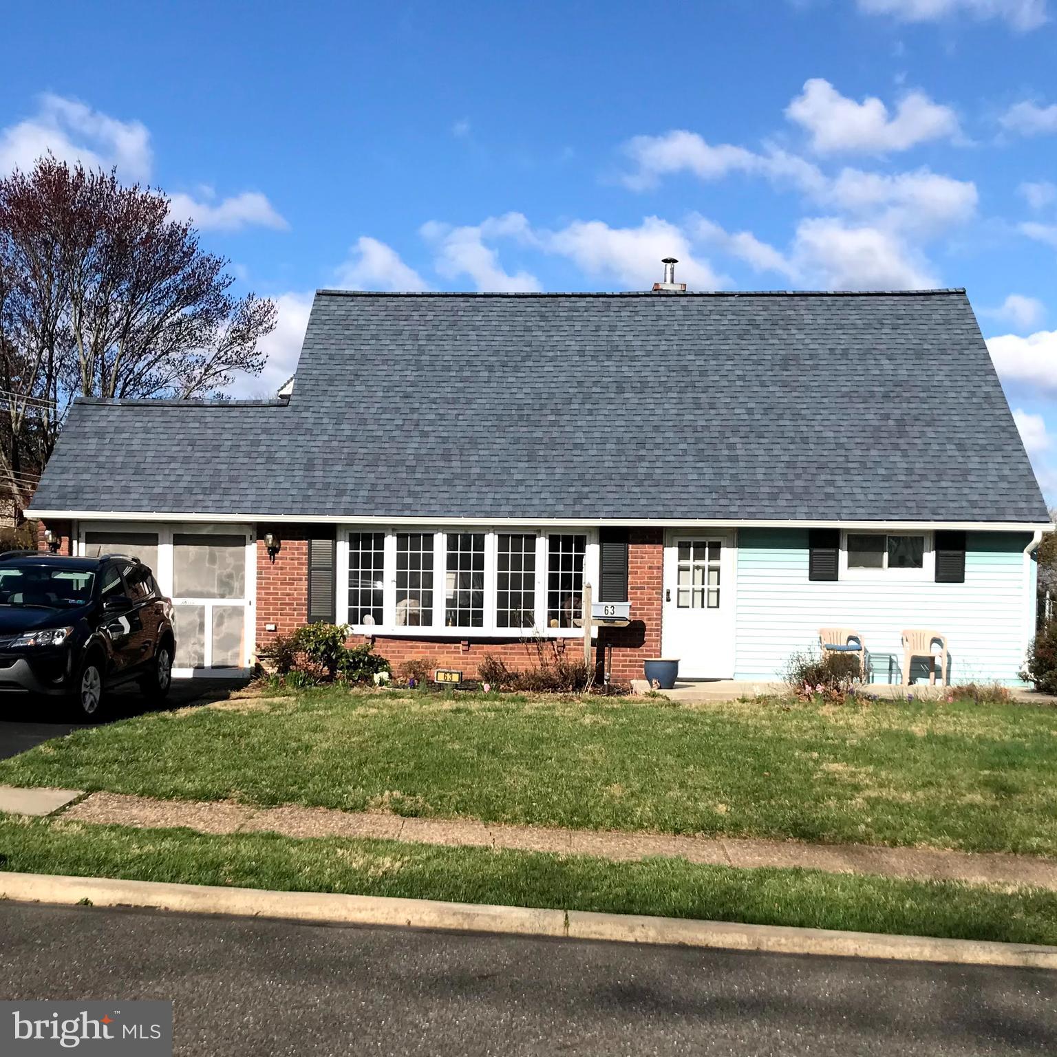 63 Queens Bridge Road Levittown, PA 19057 - Photo 1 of 18 Gallery Image 1