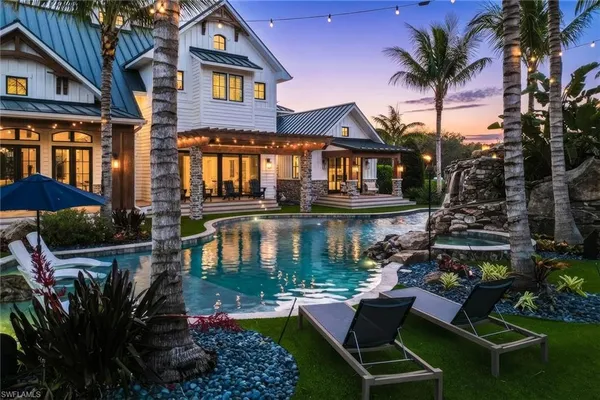 $14,500,000 | 325 Cocohatchee Boulevard, Naples, FL 34110