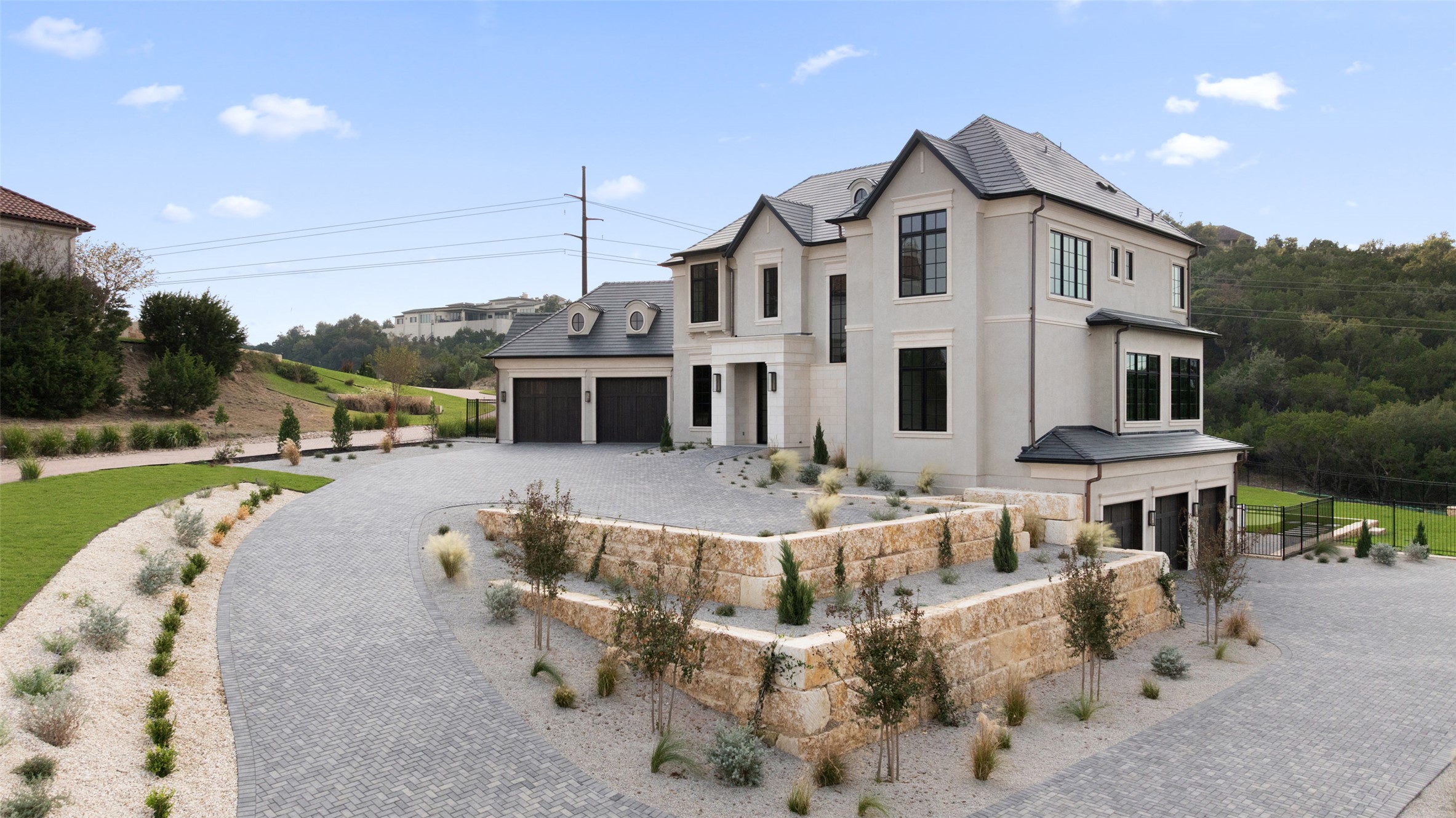 9117 Brookhurst Cove Austin, TX 78733 - Photo 2 of 40