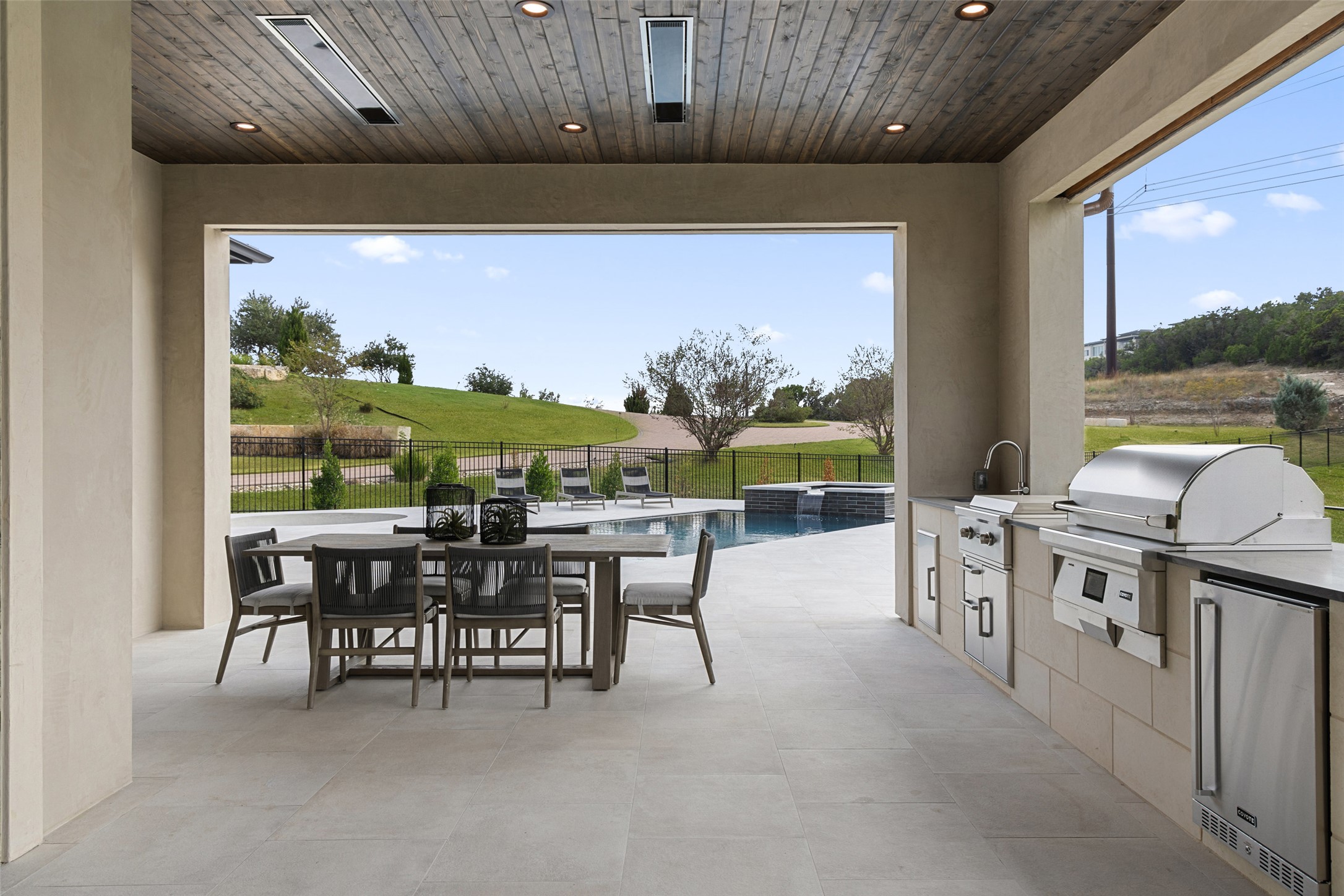 9117 Brookhurst Cove Austin, TX 78733 - Photo 32 of 40