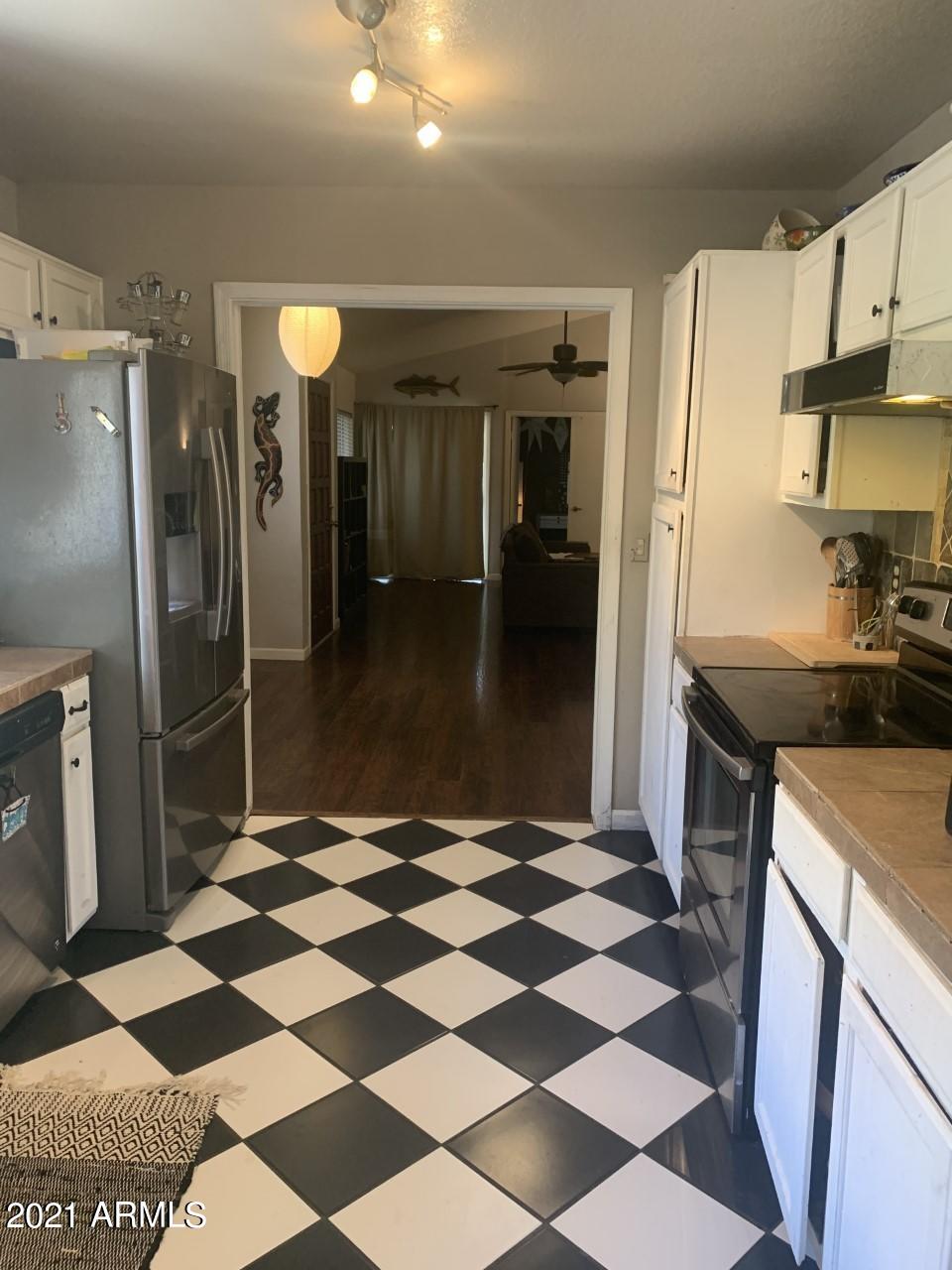 1929 East Wagoner Road Phoenix, AZ 85022 - Photo 4 of 12 Kitchen 3