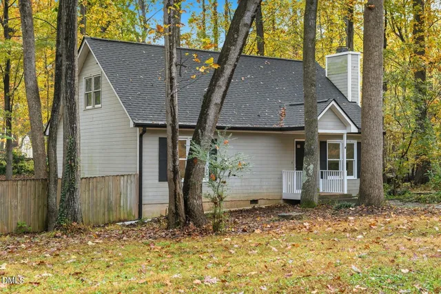 $285,000 | 603 Buttonwood Drive, Hillsborough, NC 27278