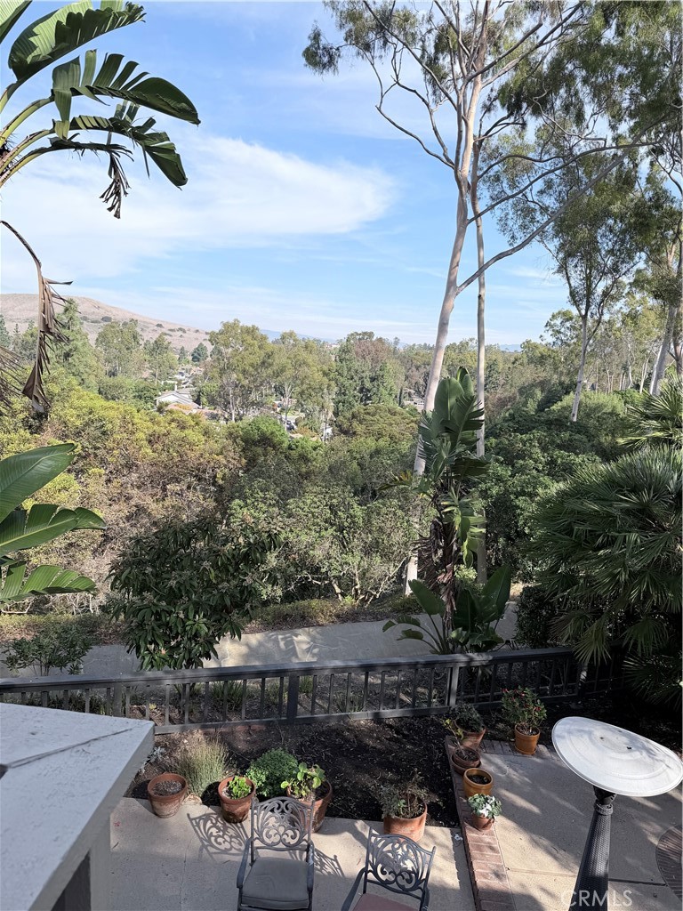 40 Canyon Ridge Irvine, CA 92603 - Photo 7 of 14