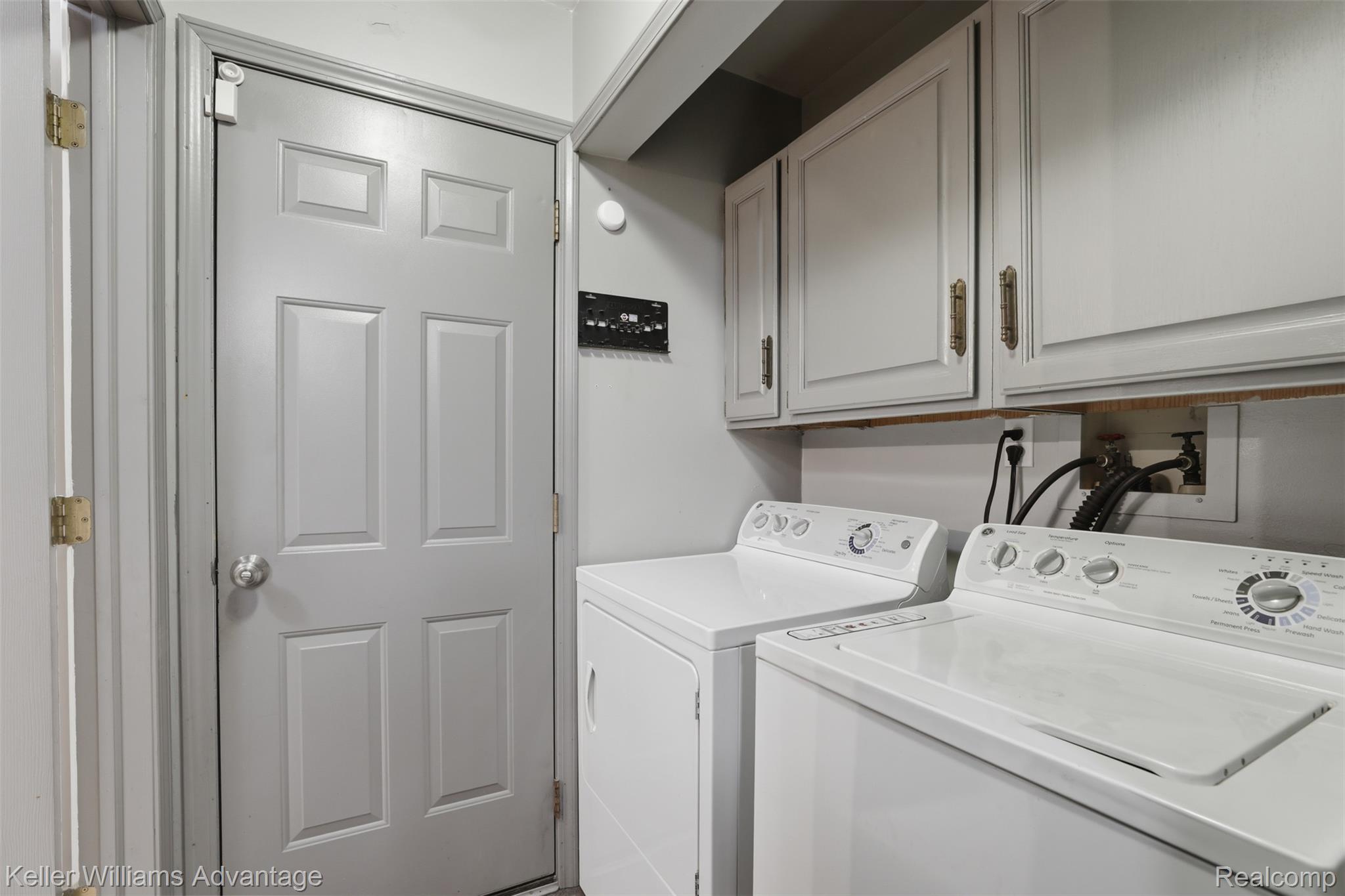 28800 Sibley Road Romulus, MI 48174 - Photo 30 of 60 20_28800 sibley rd-18.jpg