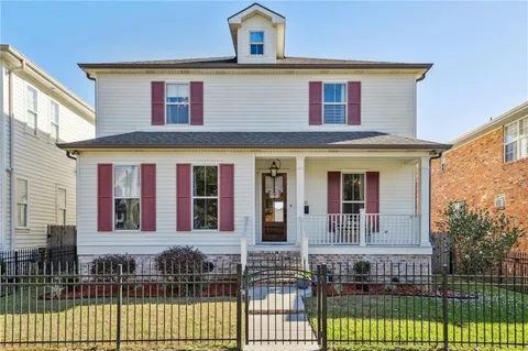 $675,000 | 6425 Milne Boulevard, New Orleans, LA 70124