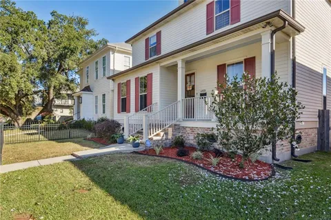 $675,000 | 6425 Milne Boulevard, New Orleans, LA 70124