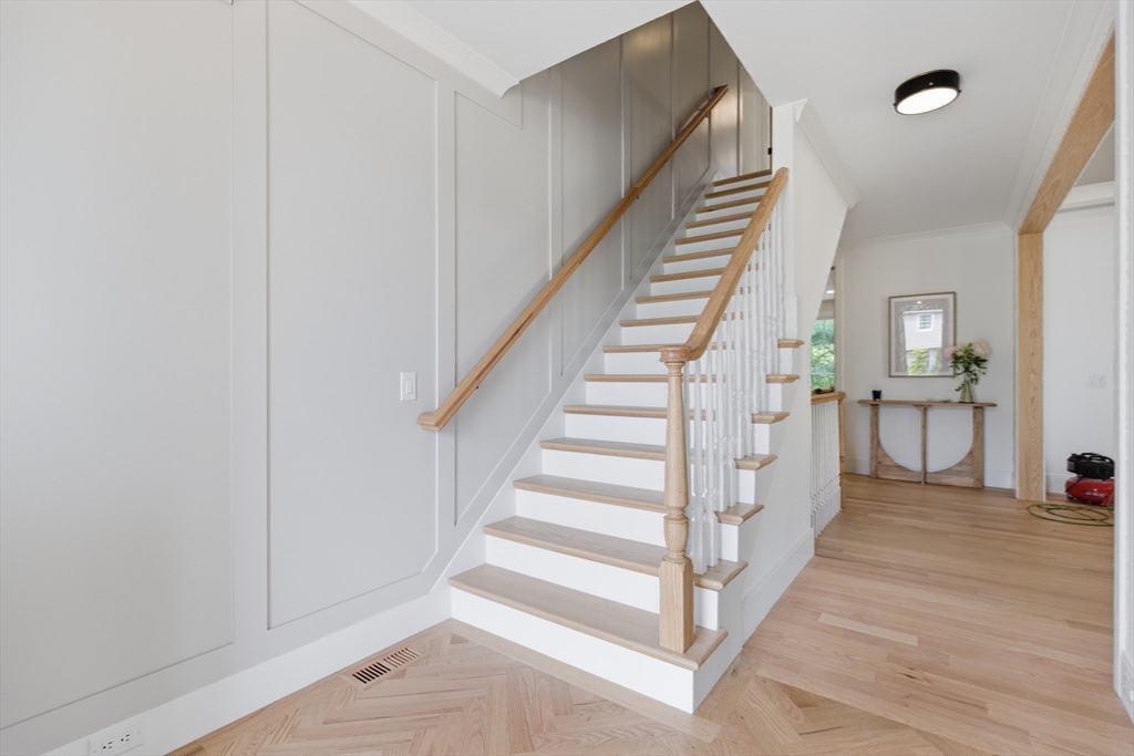 17 Whiting Way Needham, MA 02492 - Photo 16 of 41